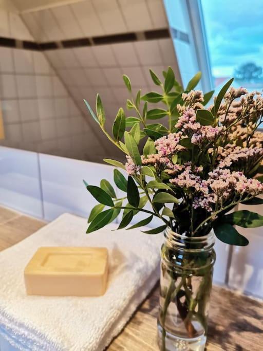 Fewo "Am Bienenstock" In Dallgow-Doberitz Esterno foto